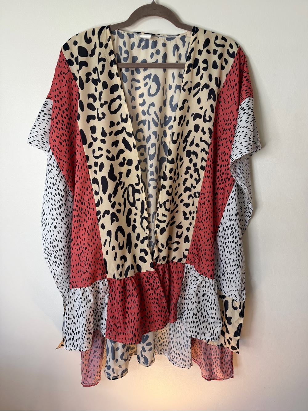 JC Fashion multi leopard Animal Print Ruffle Tunic in Beige, Black & Rust size M